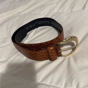 Vintage 1990s Liz Claiborne Genuine Leather Belt Women Size S Brown Gold Tone